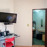 Suite amplia privada a 8 min del centro